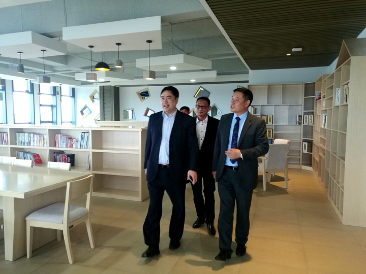 5-趙振元董事長參觀?；鶈T工文化中心2.jpg
